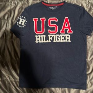 Tommy Hilfiger Puffy “USA and Hilfiger” T-shirt
